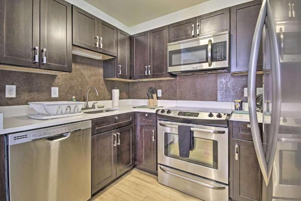 Apartment Harbor Executive Free Indoor Parking Baltimore