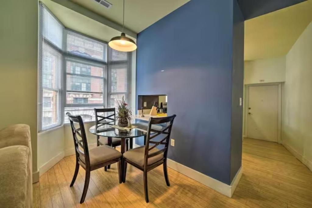 Apartment Harbor Executive Free Indoor Parking Baltimore