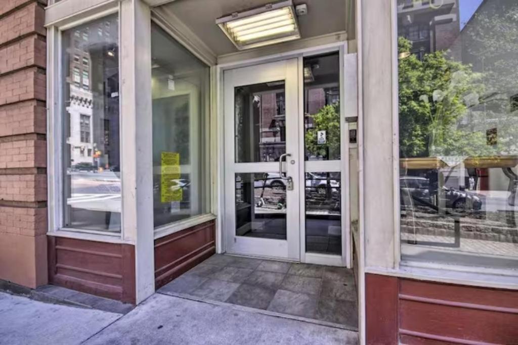 Apartment Harbor Executive Free Indoor Parking Baltimore